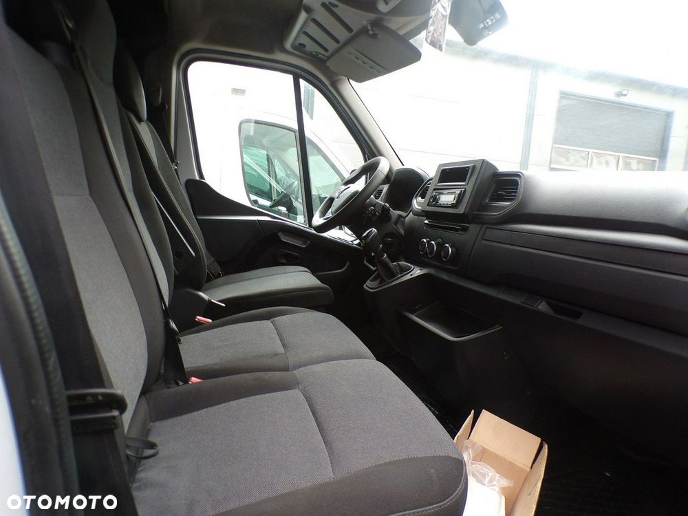 Renault Master - 3