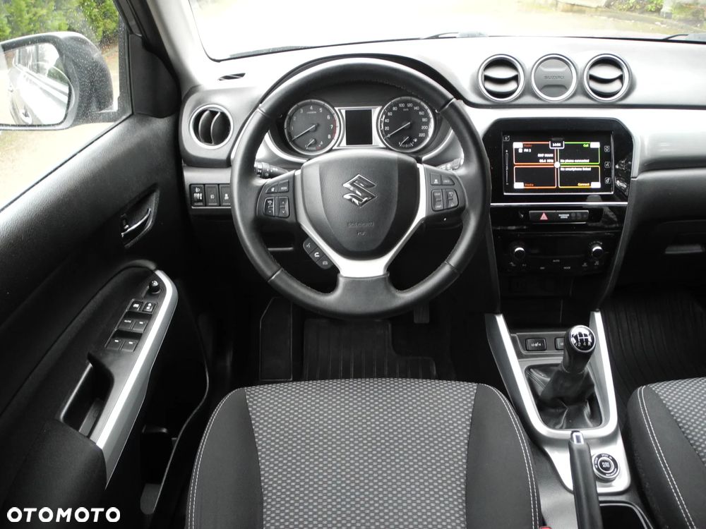 Suzuki Vitara - 7