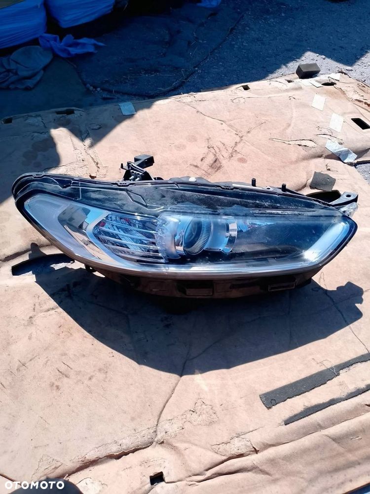 prawy reflektor mondeo mk5 2016 rok kompletny wersja uk - 1