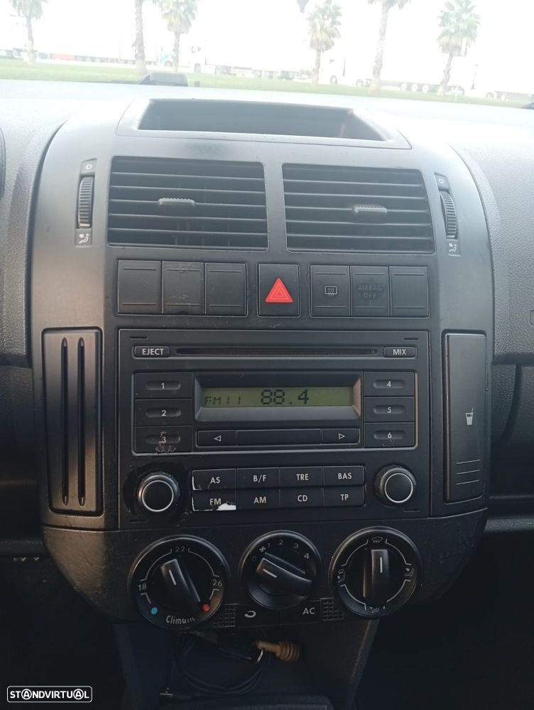 VW Polo 1.2 Special + - 13