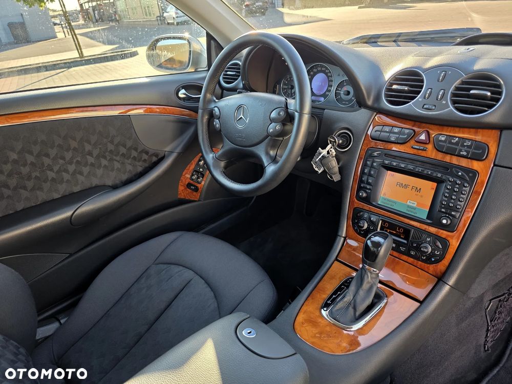 Mercedes-Benz CLK - 5