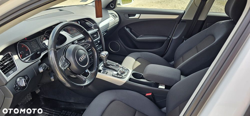 Audi A4 Allroad 2.0 TDI Quattro S tronic - 6