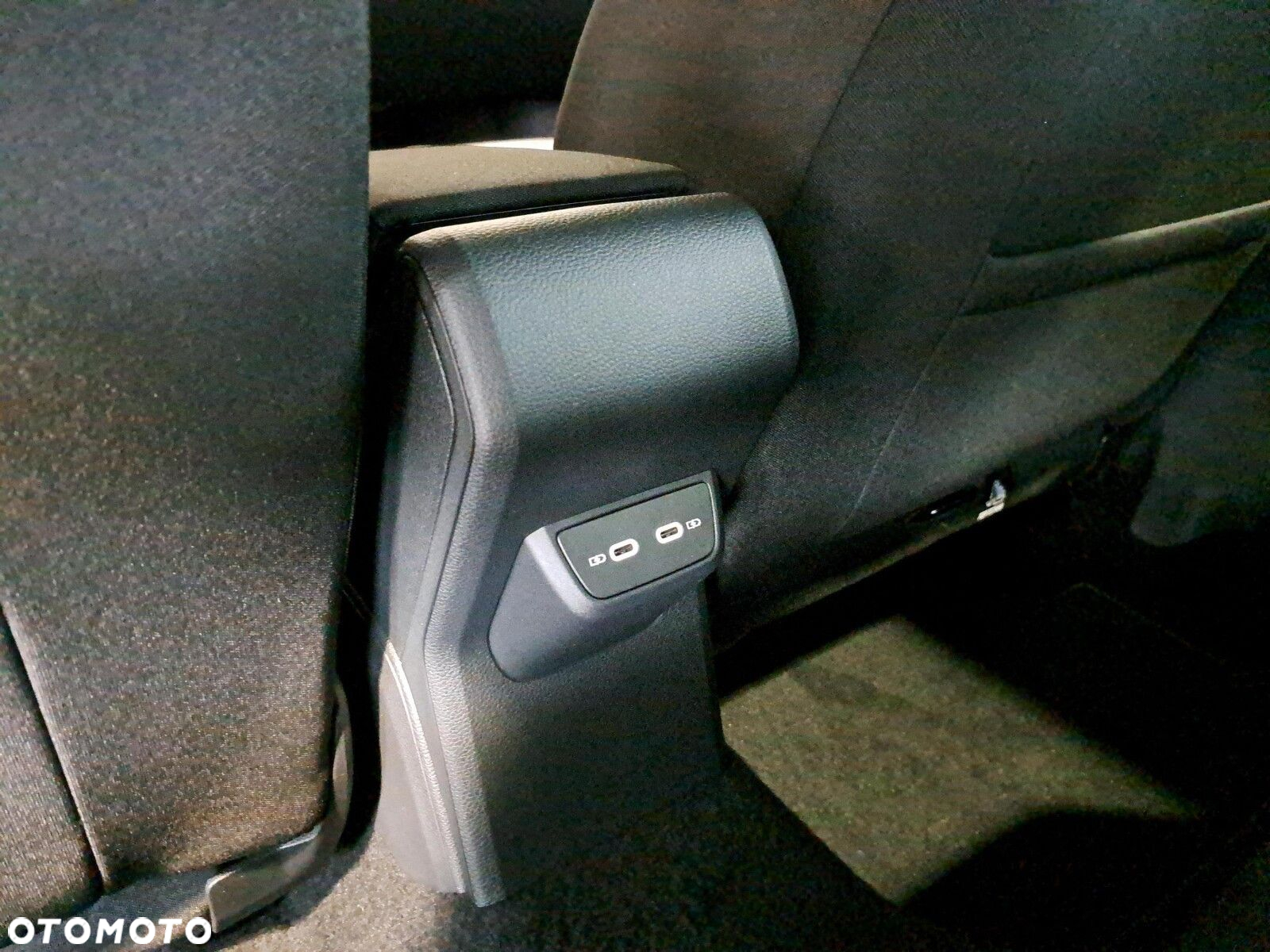 Volkswagen Taigo 1.0 TSI R-Line Plus DSG - 27