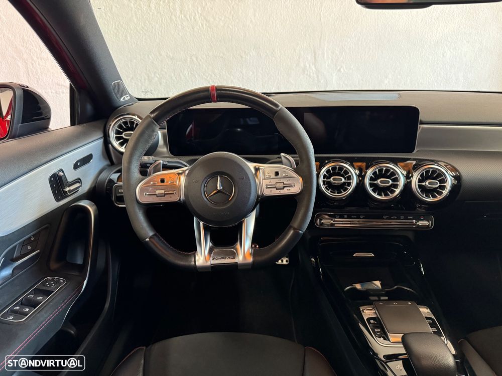 Mercedes-Benz A 35 AMG 4Matic Speedshift DCT 7G - 21