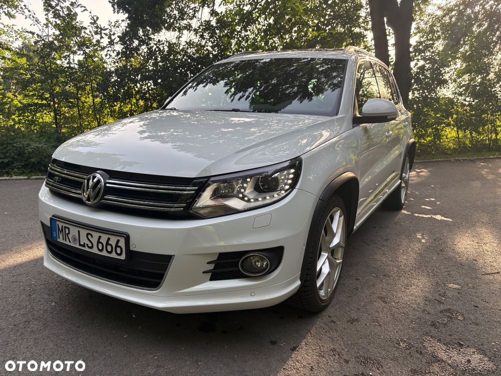Volkswagen Tiguan - 1