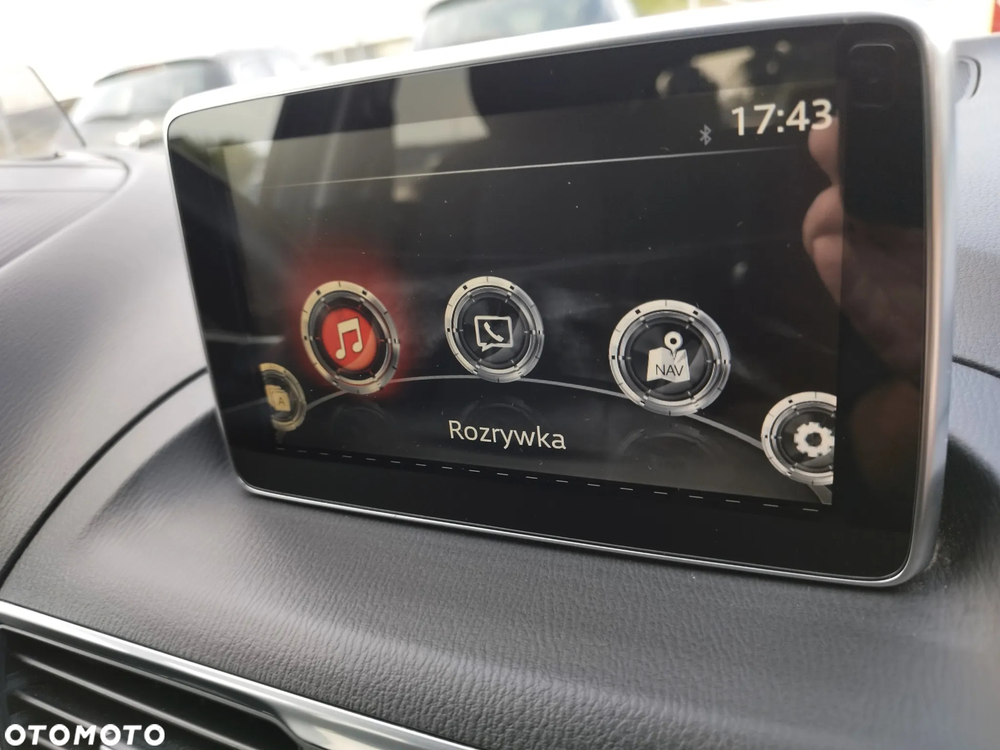 Mazda 3 SKYACTIV-G 120 Urban Limited - 17