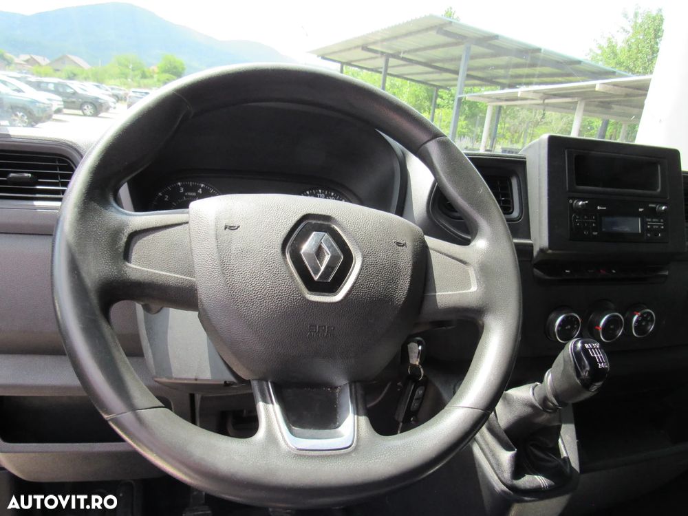 Renault Master - 18