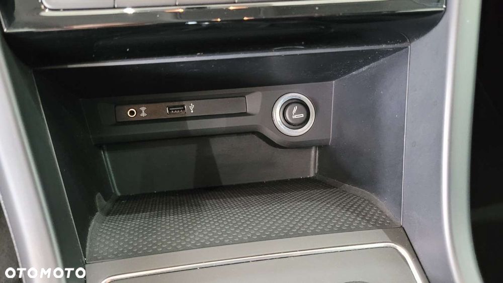 Volkswagen Touran - 21