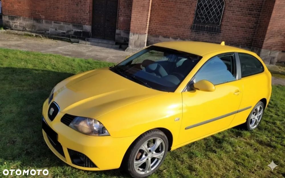 Seat Ibiza SC 1.4 16V Sport - 2
