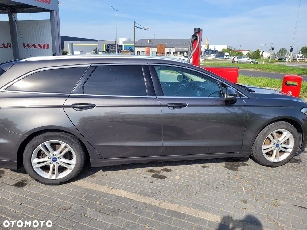 Ford Mondeo - 13