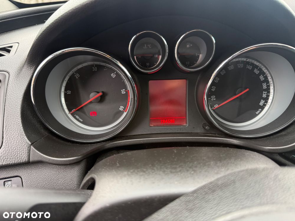 Opel Insignia 2.0 CDTI Sport - 21