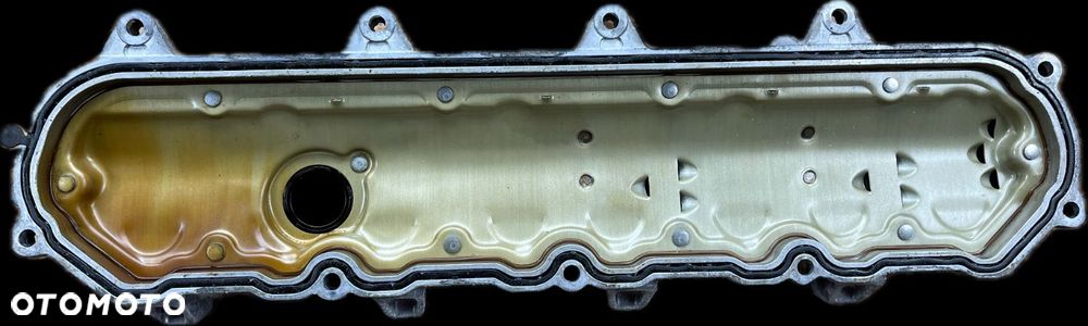 P8 GMC YUKON XL DENALI IV 2015 - 6.2 V8 LEWA POKRYWA ZAWORÓW 12623926 - 2