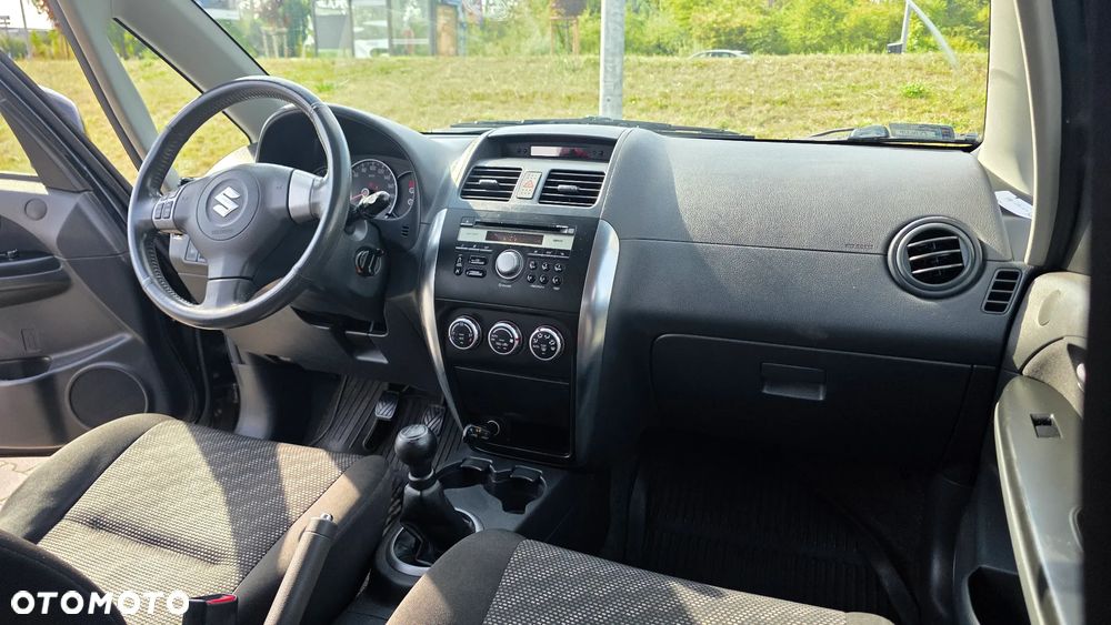 Suzuki SX4 - 11