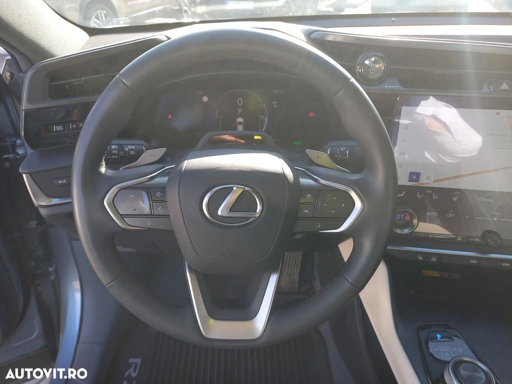 Lexus RZ 450e AWD Luxury - 11