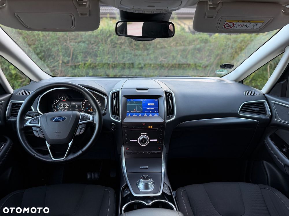 Ford S-Max 2.0 EcoBlue Titanium - 18