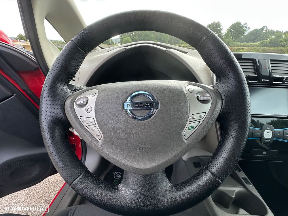 Nissan Leaf 30 kWh (s/ Bateria) Acenta - 10