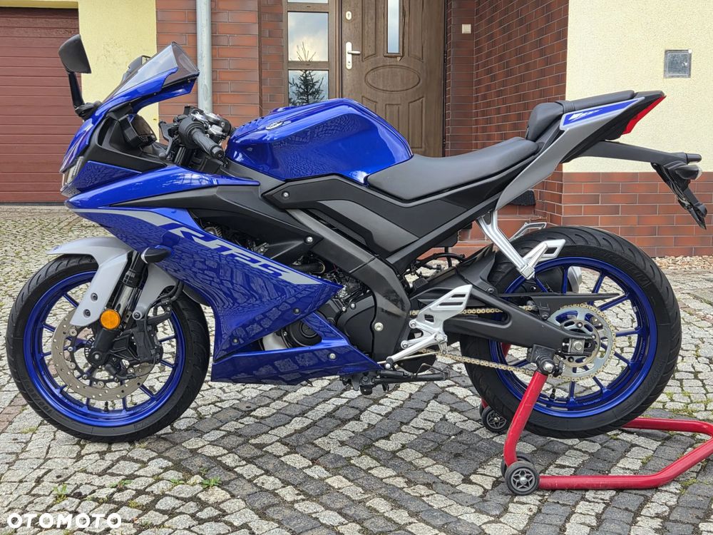 Yamaha YZF - 6