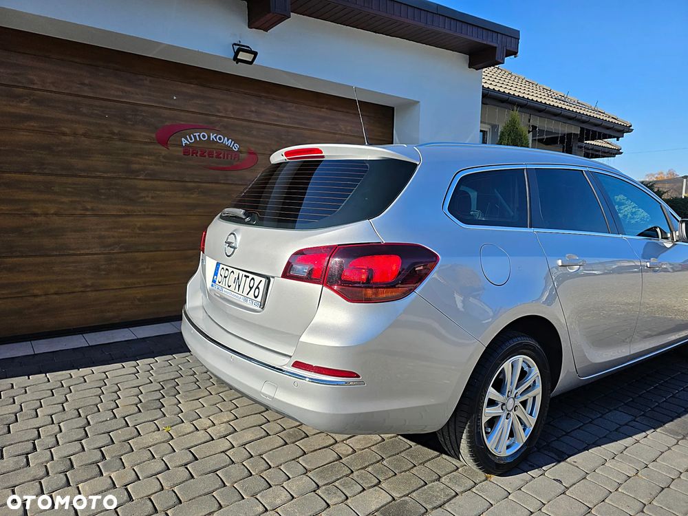 Opel Astra 1.4 T Cosmo - 6