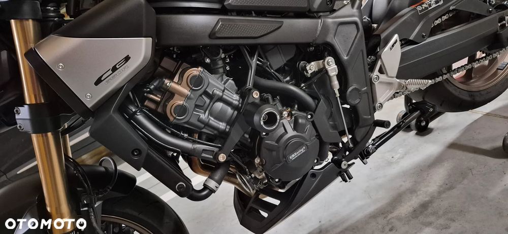 Honda CB - 6