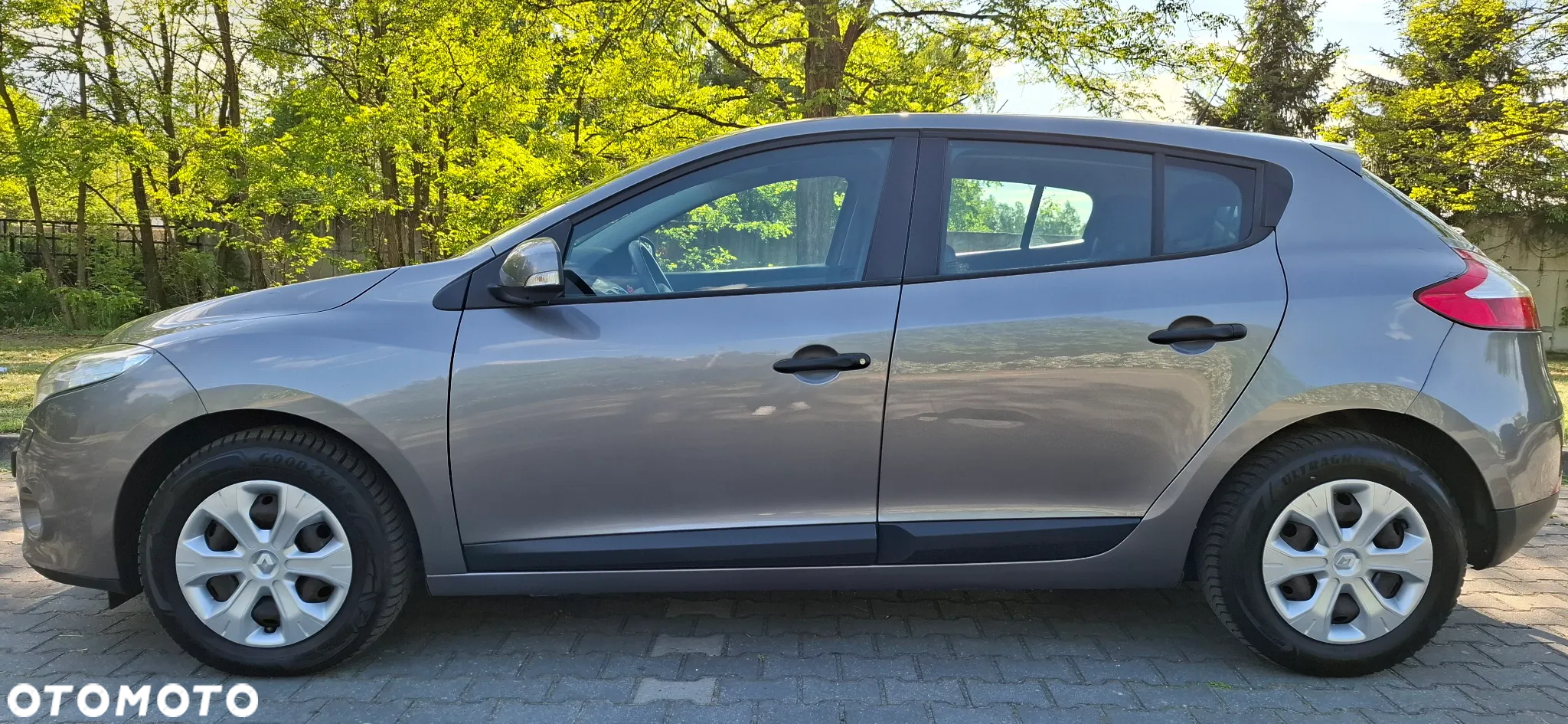 Renault Megane 1.6 16V 110 Dynamique - 11