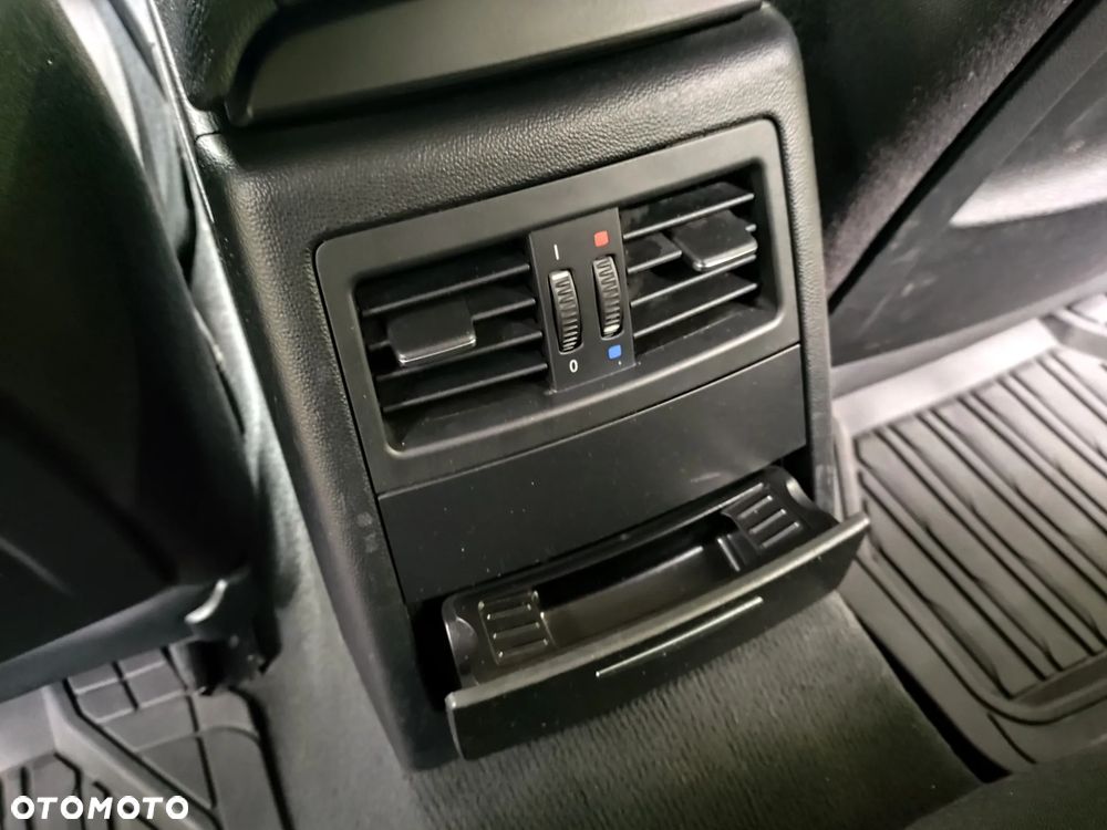 BMW Seria 3 - 33