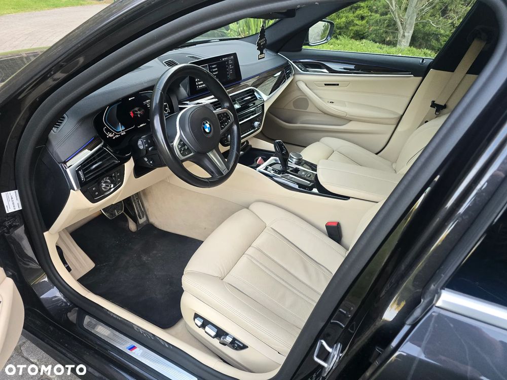 BMW Seria 5 530e iPerformance Sport - 17