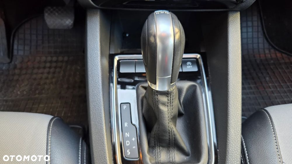 Volkswagen Jetta - 10