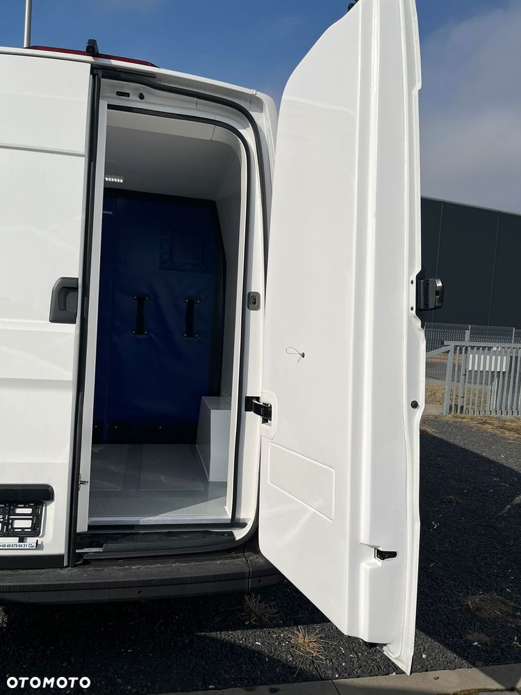 MAN TGE 3.180 4X2F SB - 6