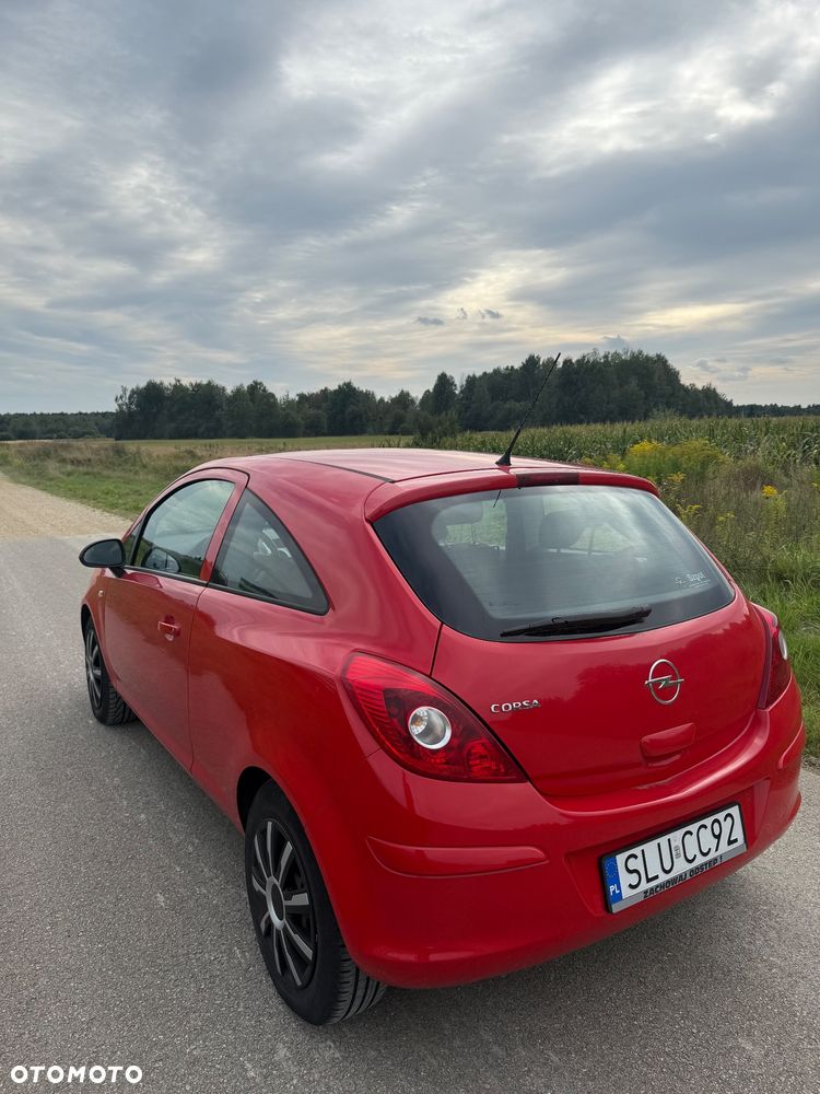 Opel Corsa 1.4 16V Cosmo - 6