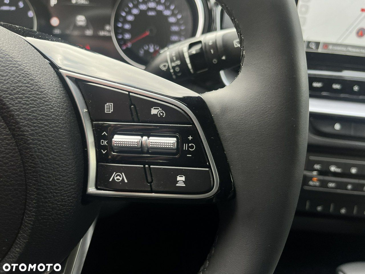 Kia XCeed - 12