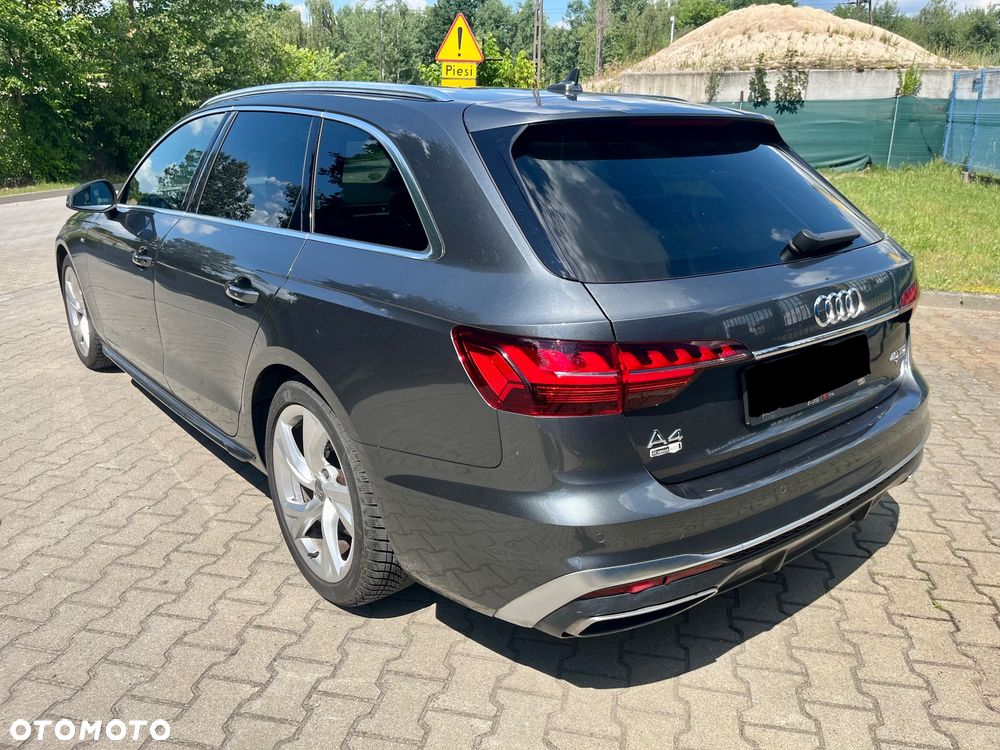 Audi A4 Avant 40 TDI quattro S tronic S line - 4