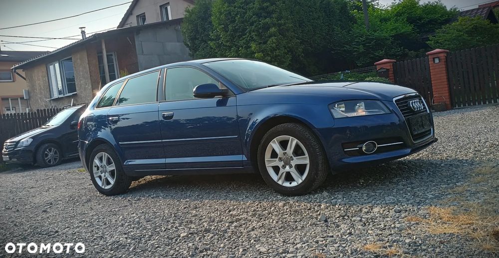 Audi A3 Sportback 1.6 Ambiente - 3