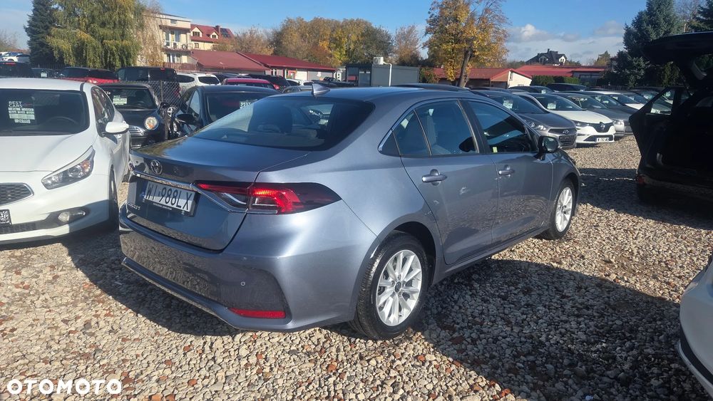 Toyota Corolla - 4