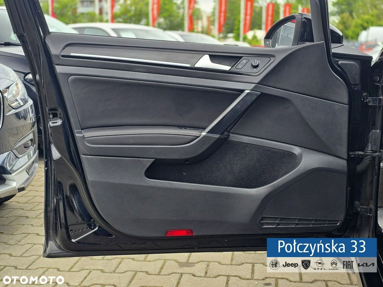 Volkswagen Golf - 6