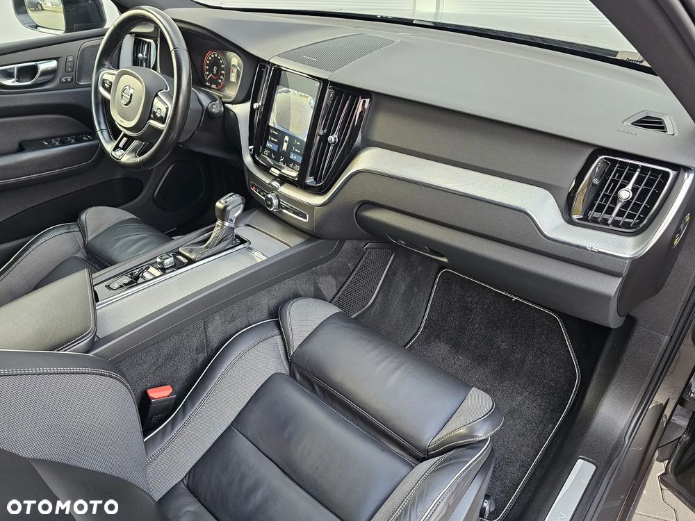 Volvo XC 60 D4 Geartronic RDesign - 30