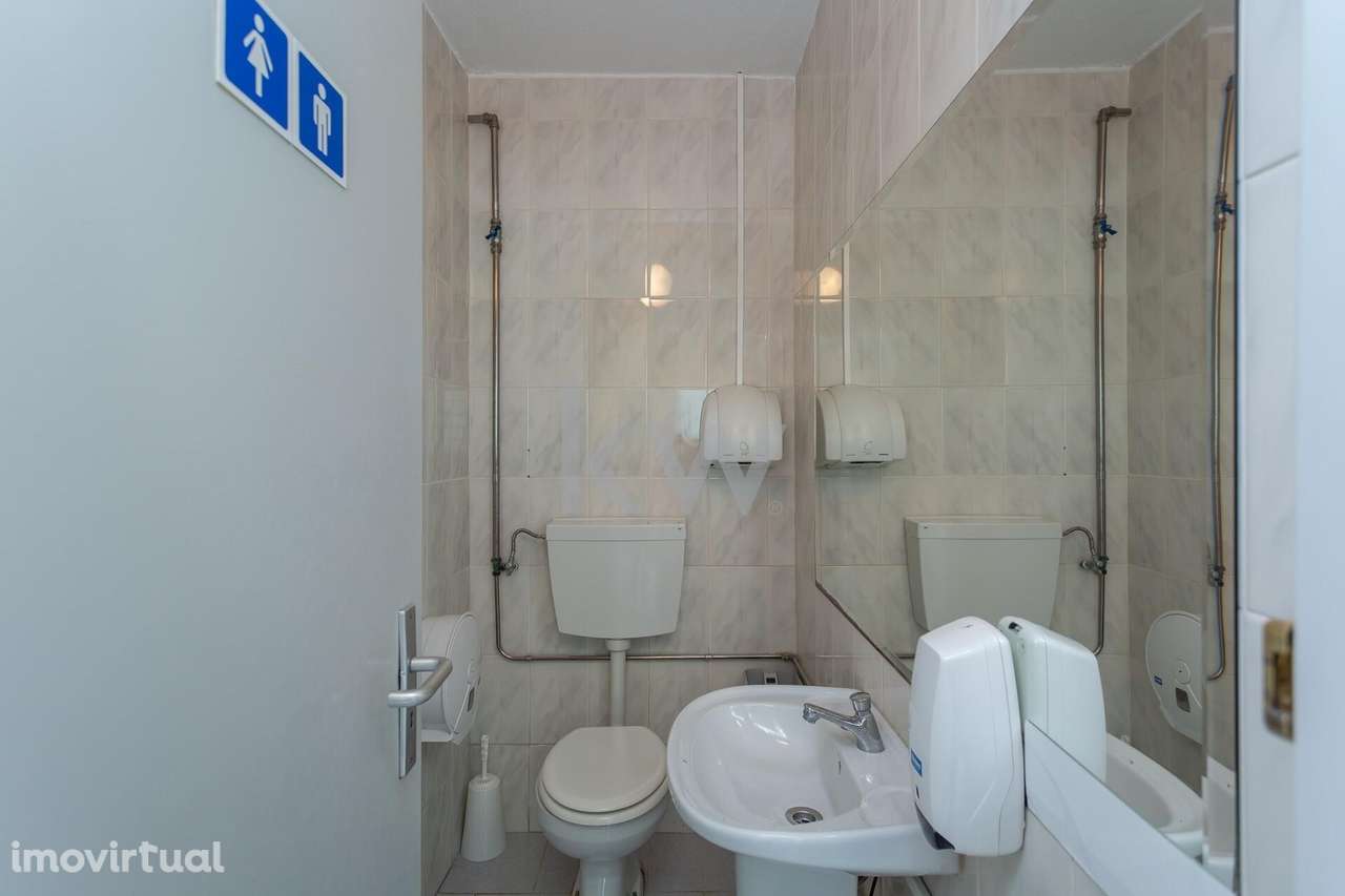 Edifício de serviços área total de 552m2 e estacionamento privativo | - Grande imagem: 4/48