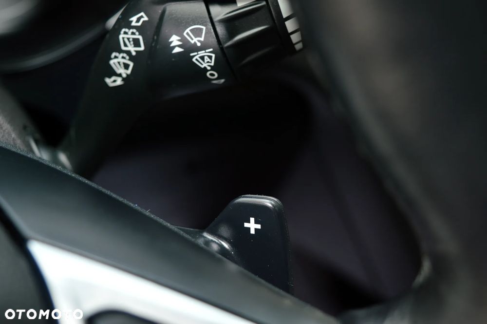 Ford Mondeo Turnier 2.0 TDCi Start-Stopp PowerShift-Aut Titanium - 39
