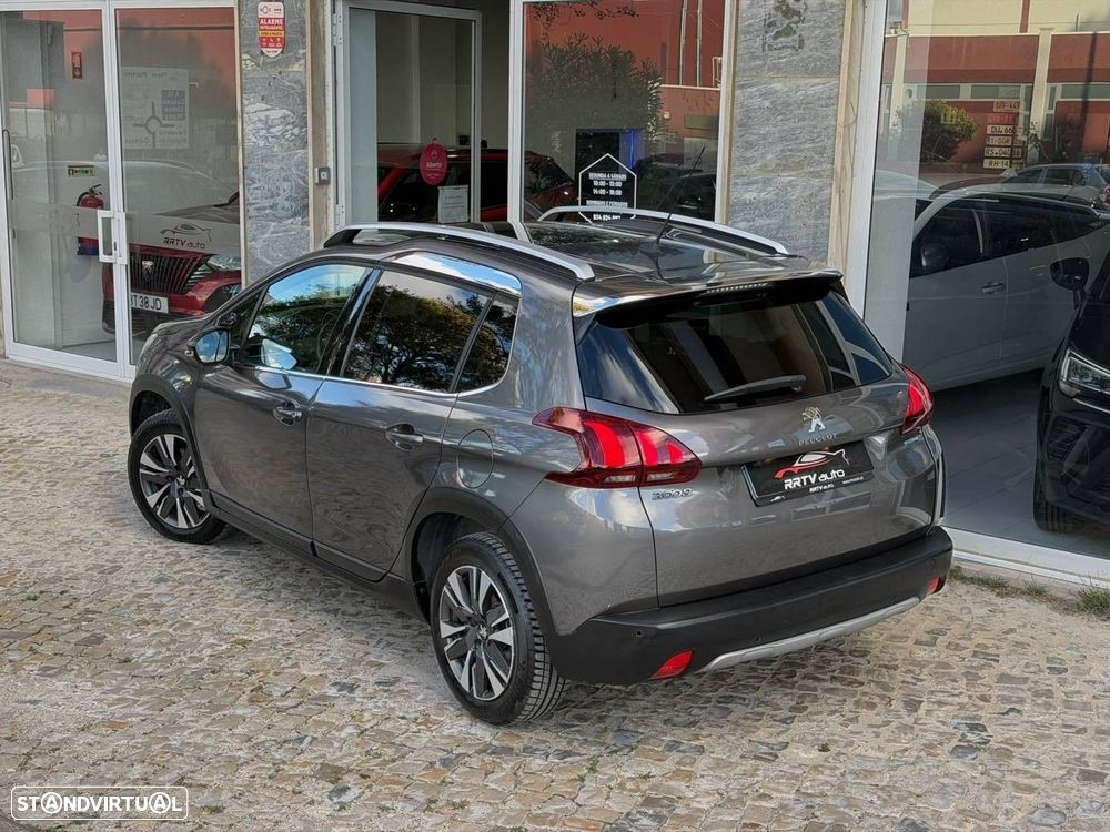 Peugeot 2008 1.2 PureTech Allure - 2