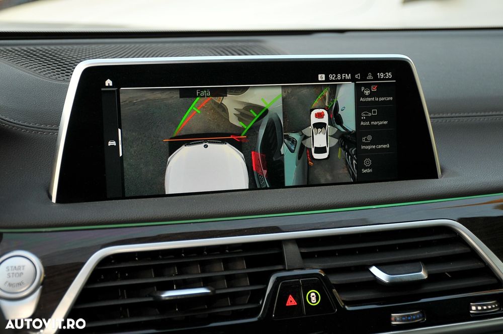 BMW Seria 7 740d xDrive MHEV - 13