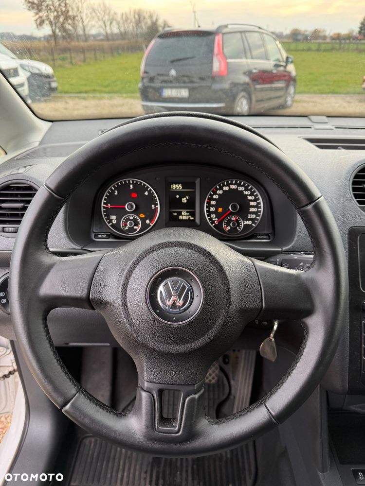 Volkswagen CADDY MAXI LONG 2.0 TDI 140 MANUAL 6 BIEGÓW SUPER STAN GOTOWY DO PRACY - 17