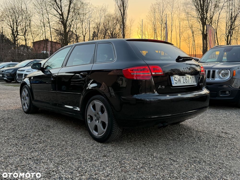 Audi A3 Sportback 1.9 TDI Attraction - 4