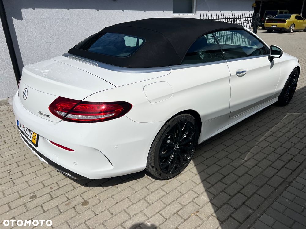 Mercedes-Benz Klasa C 300 9G-TRONIC AMG Line - 22
