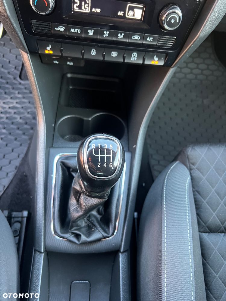 Skoda RAPID 1.0 TSI Cool Edition - 15