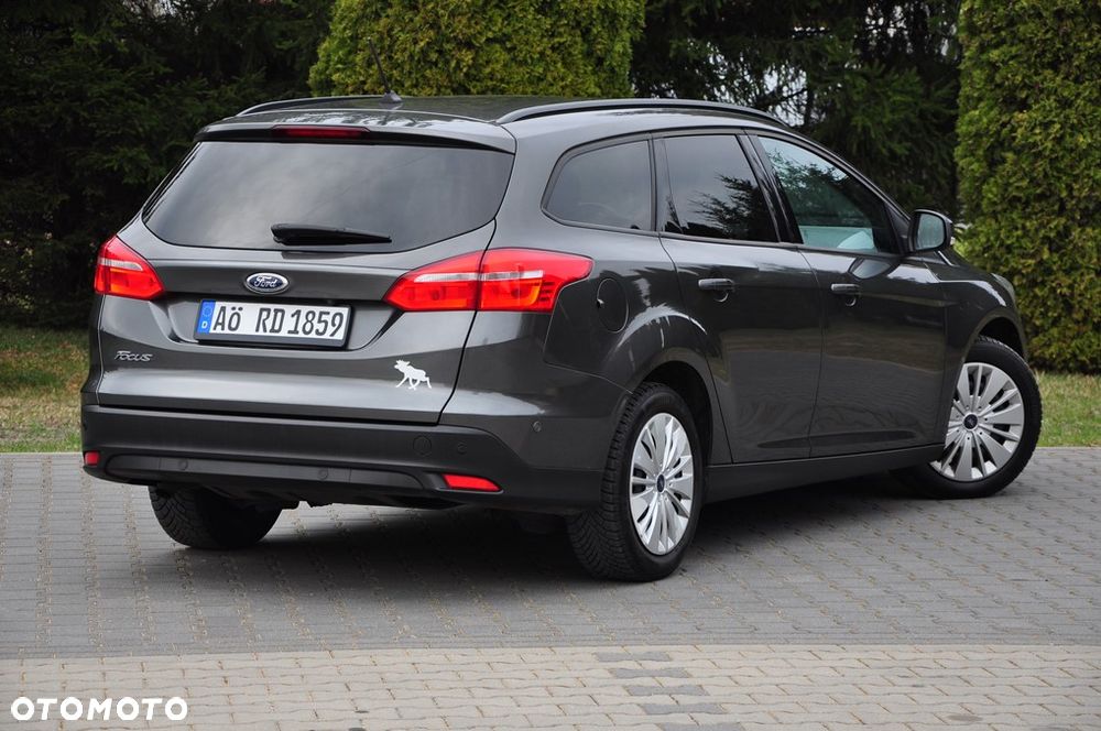 Ford Focus 1.5 EcoBlue STart-Stopp-System TITANIUM - 3