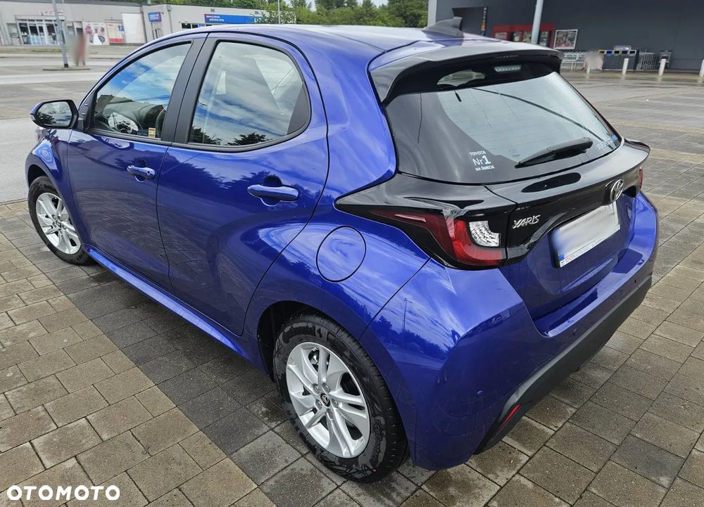 Toyota Yaris - 4