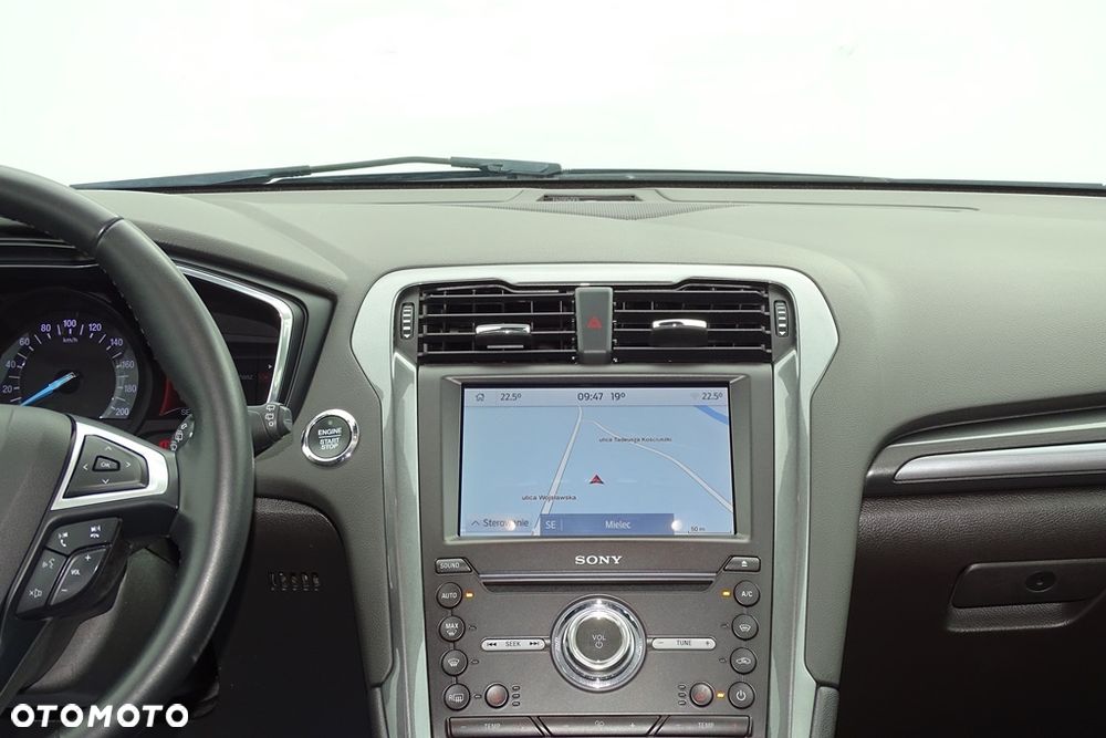 Ford Mondeo 2.0 Hybrid Titanium GPF - 31