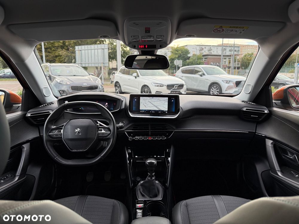 Peugeot 2008 1.5 BlueHDi Allure S&S - 22