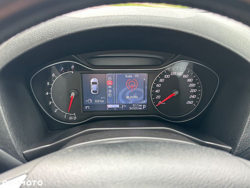 Ford Mondeo 2.0 EcoBoost Titanium X - 38