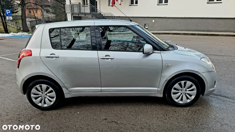 Suzuki Swift 1.3 Comfort - 4