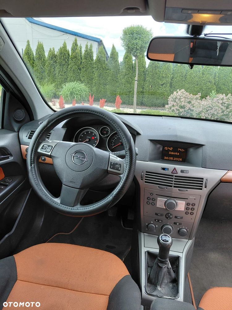 Opel Astra 1.6 Enjoy - 9